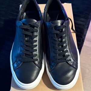 Vince men’s sneakers casual